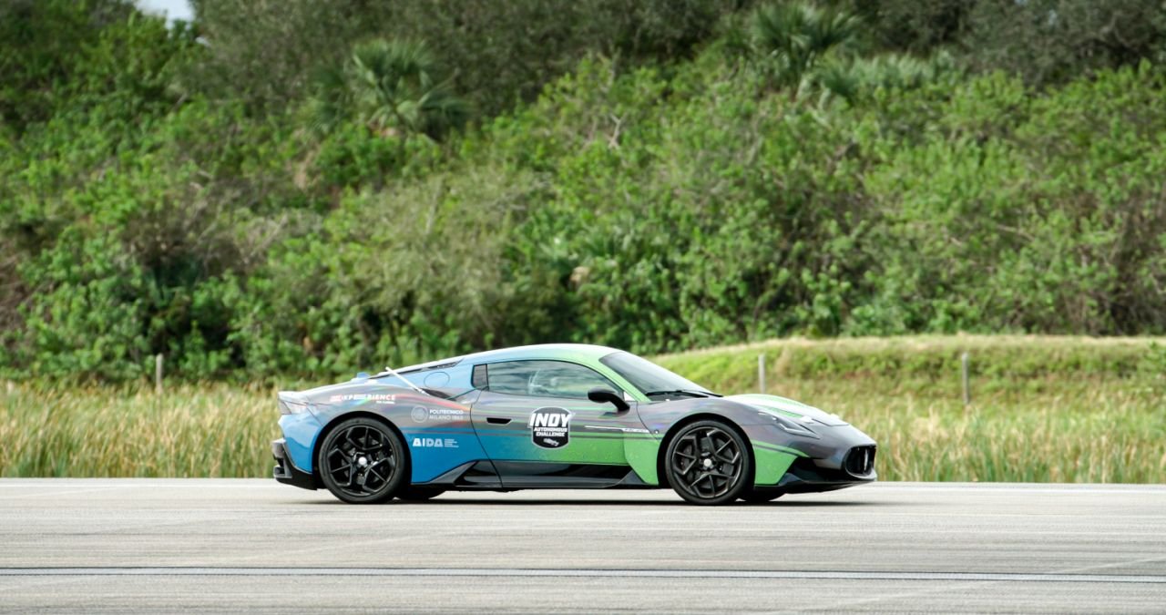 Maserati MC20-autonomous speed record-2
