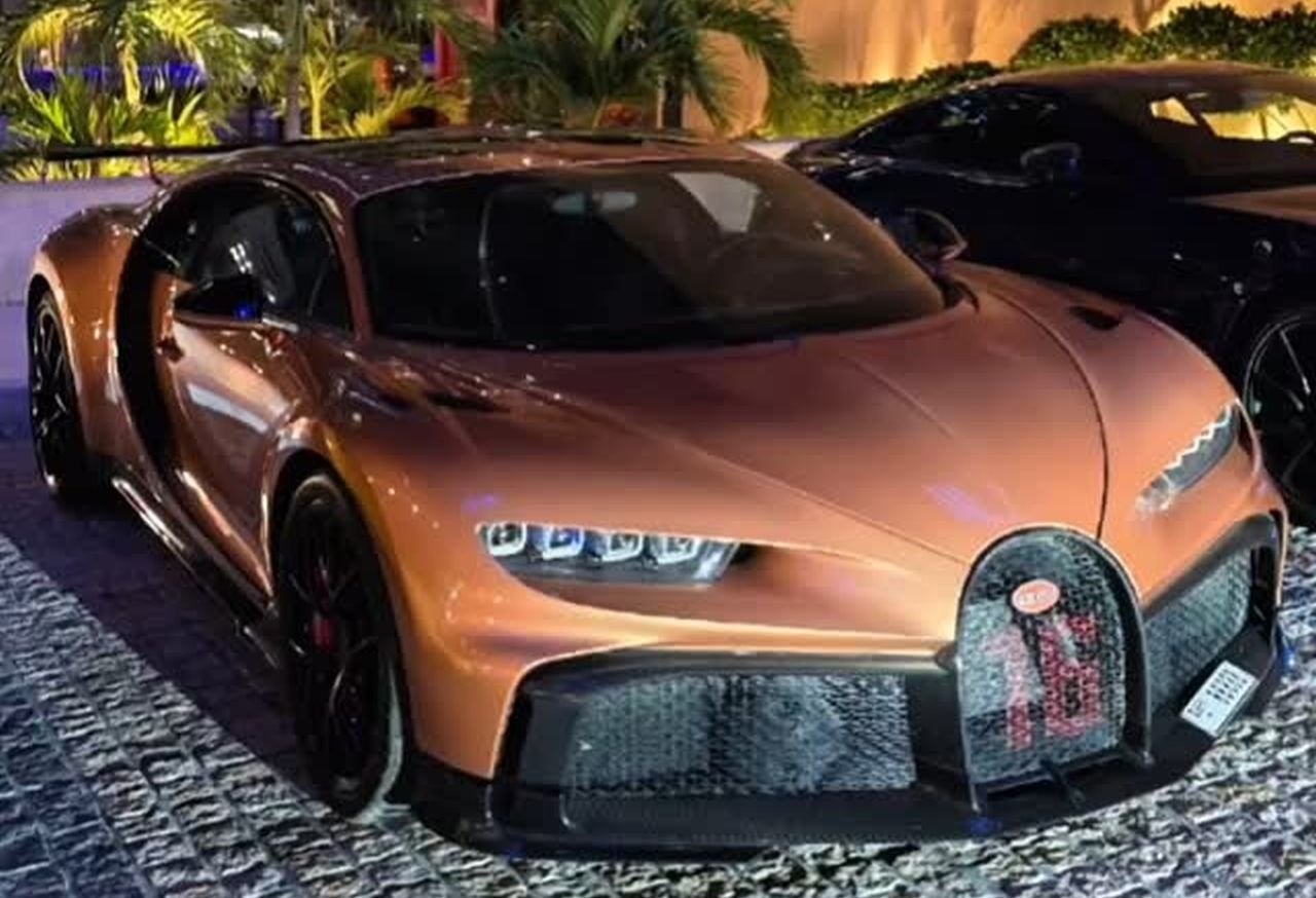 Andrew Tate Bugatti Chiron Pur Sport Dubai