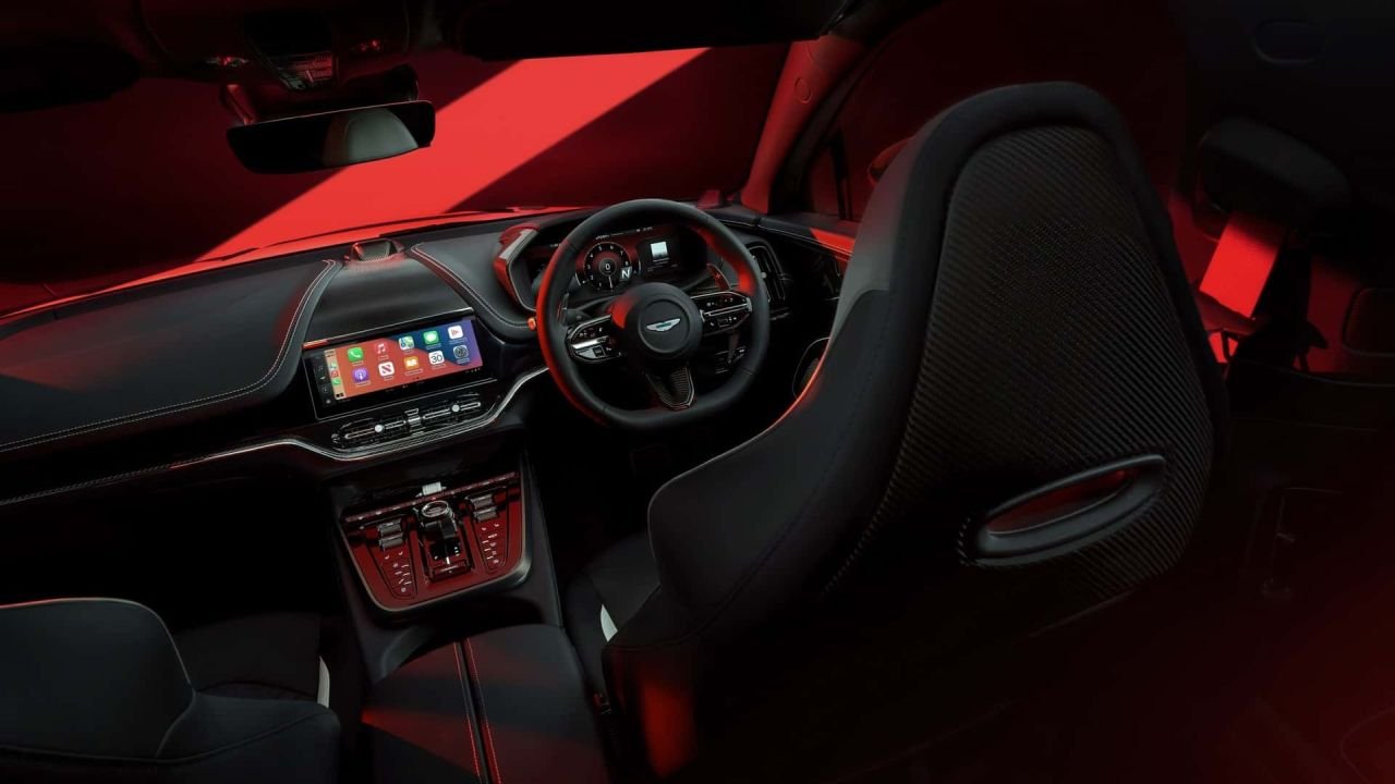 aston-martin-dbx-s (4)