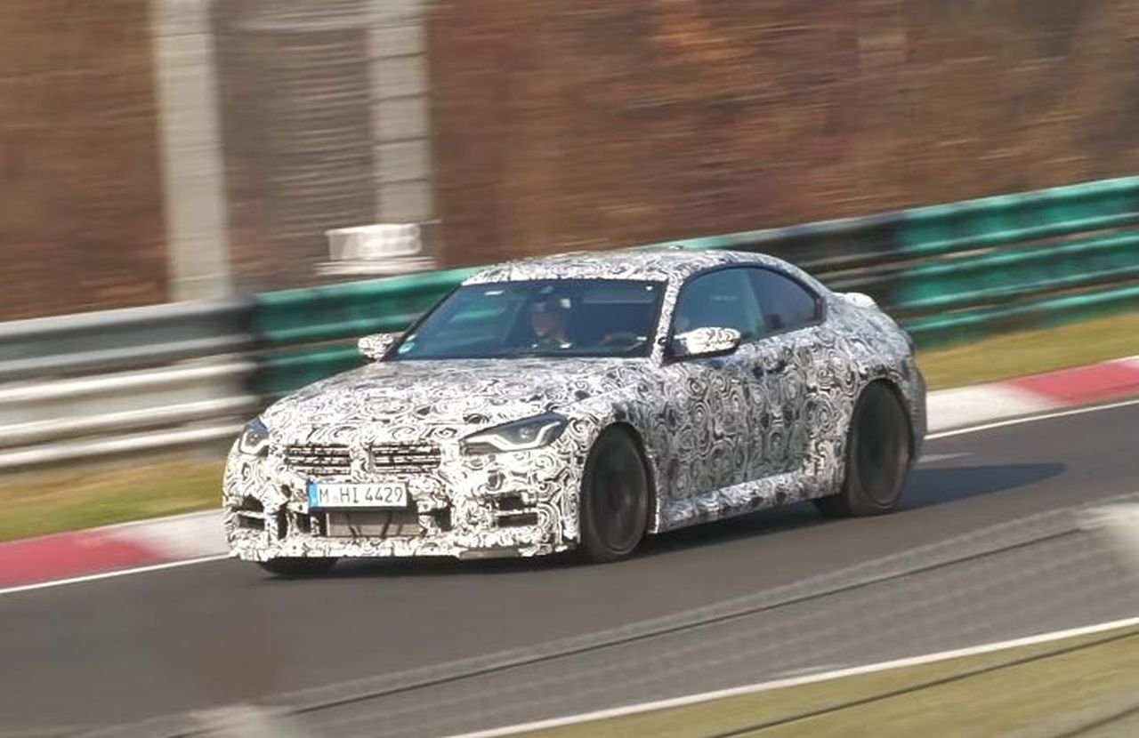 2025 BMW M2 CS spy shots