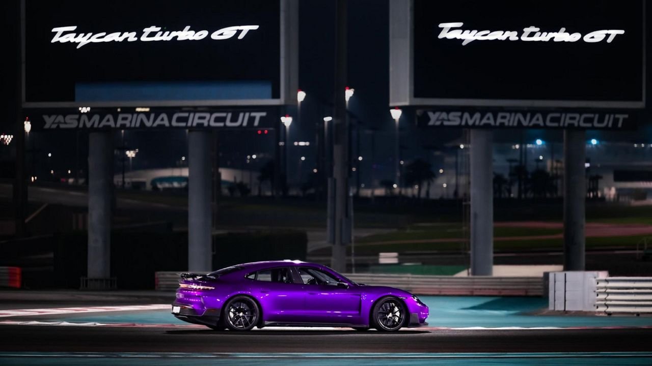 Porsche Taycan Turbo GT Yas Marina-1