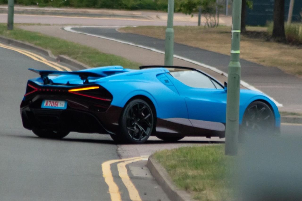 Bugatti Mistral-UK-2