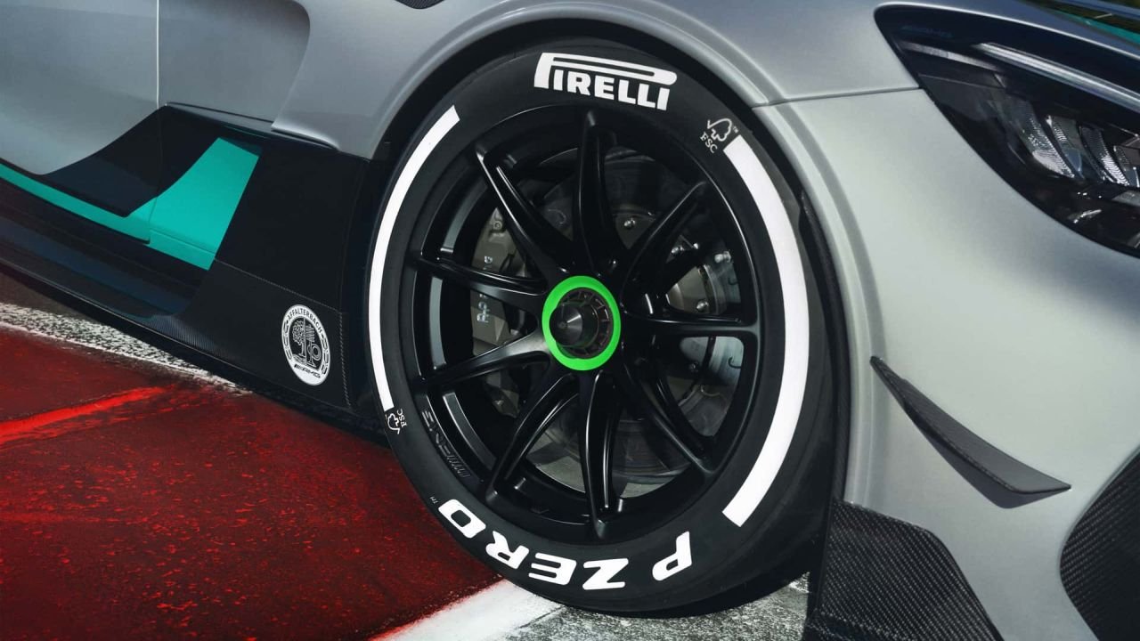 mercedes-amg-gt2-edition-w16 (3)