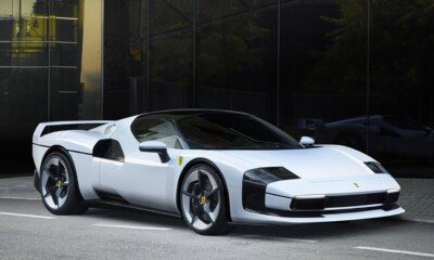 Ferrari SC40