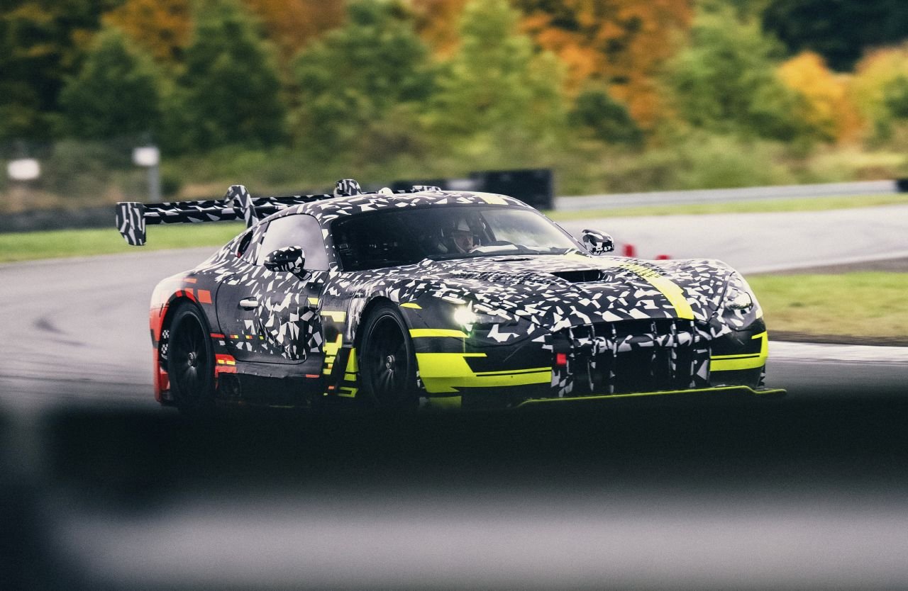 Mercedes-AMG-GT-Track-Sport-Black-Series-1