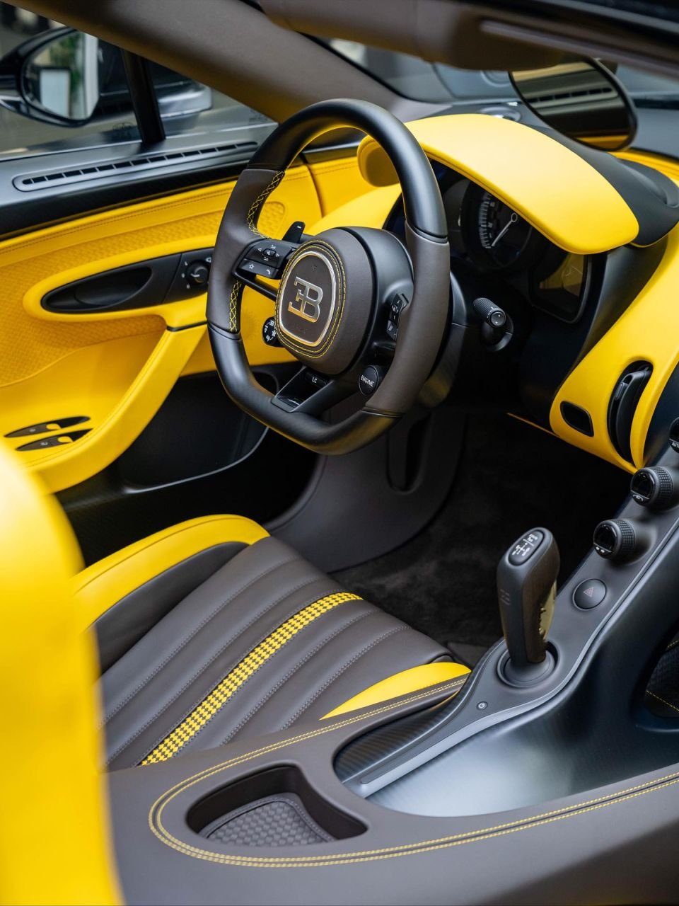 Bugatti Mistral chassis no 1-Topaz-3